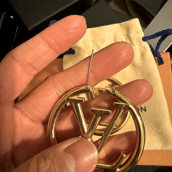 Louis Vuitton Louise Hoop GM Earrings - Picture 2 of 4